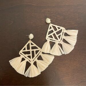 Vineyard vines statement earrings